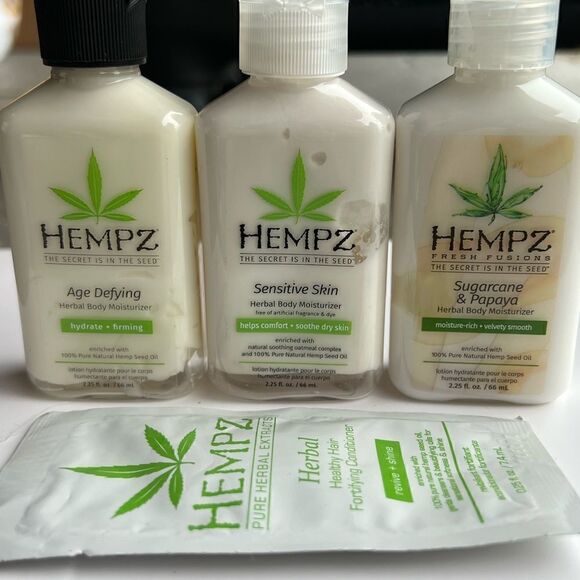 Hempz body moisturizer 4 Piece Bundle, NEW - Picture 1 of 1